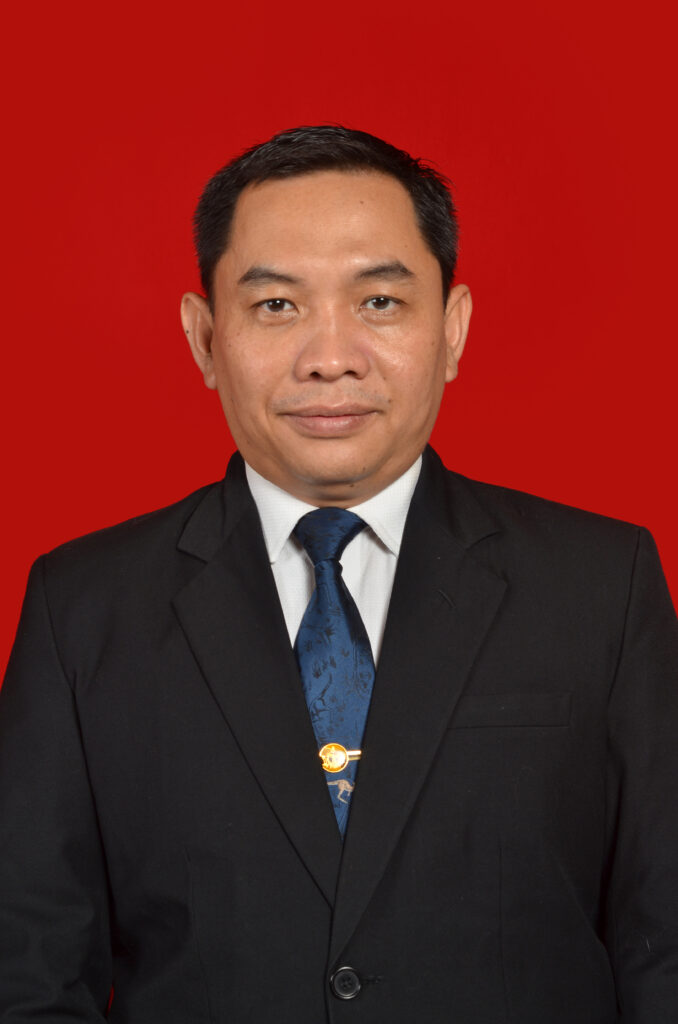 Dr.Ivan Zairani Lisi,SH,S.Sos,M.Hum