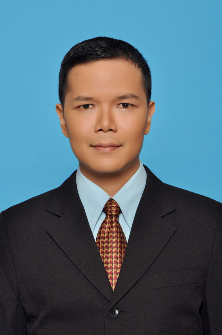 Dr. Budi Yasri