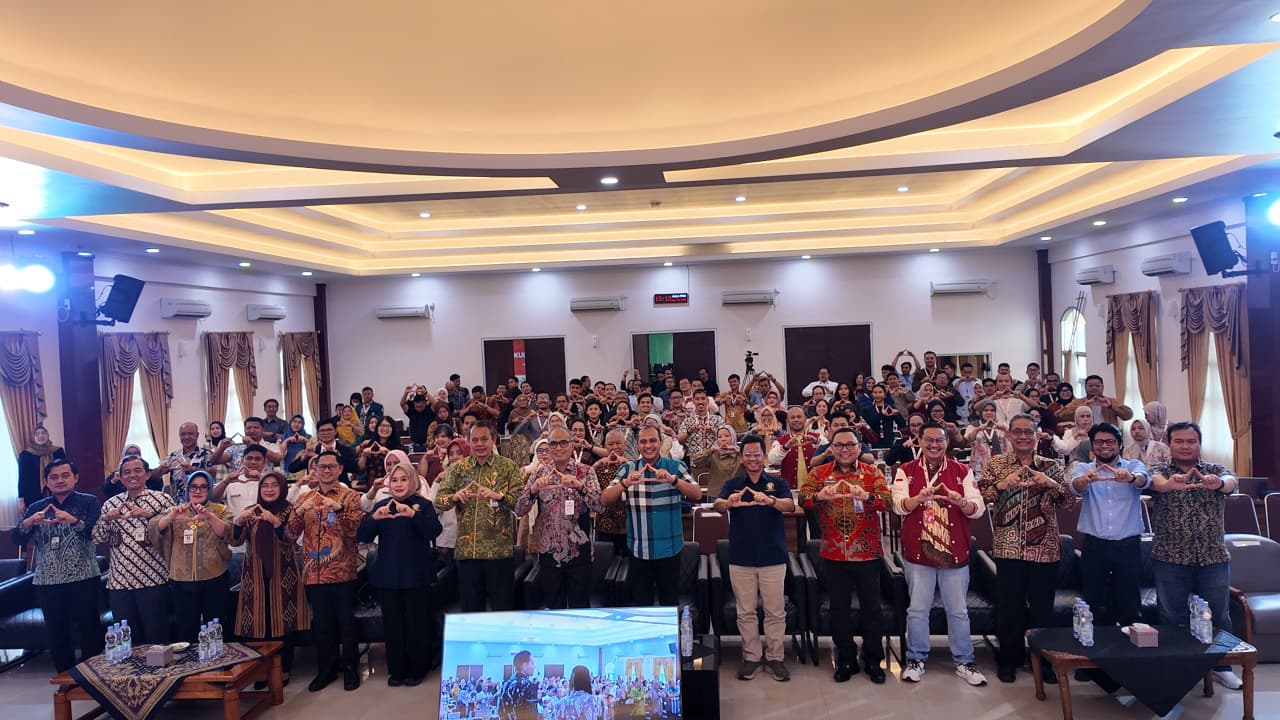 ASPERHUPIKI dan FH UNDIP Gelar Lokakarya Nasional